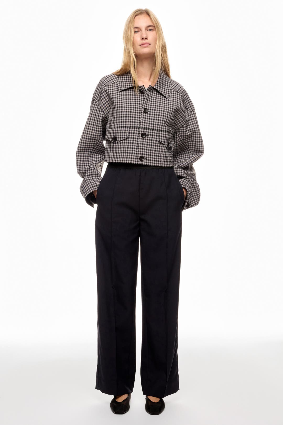 Black Trousers with Pleat Detail