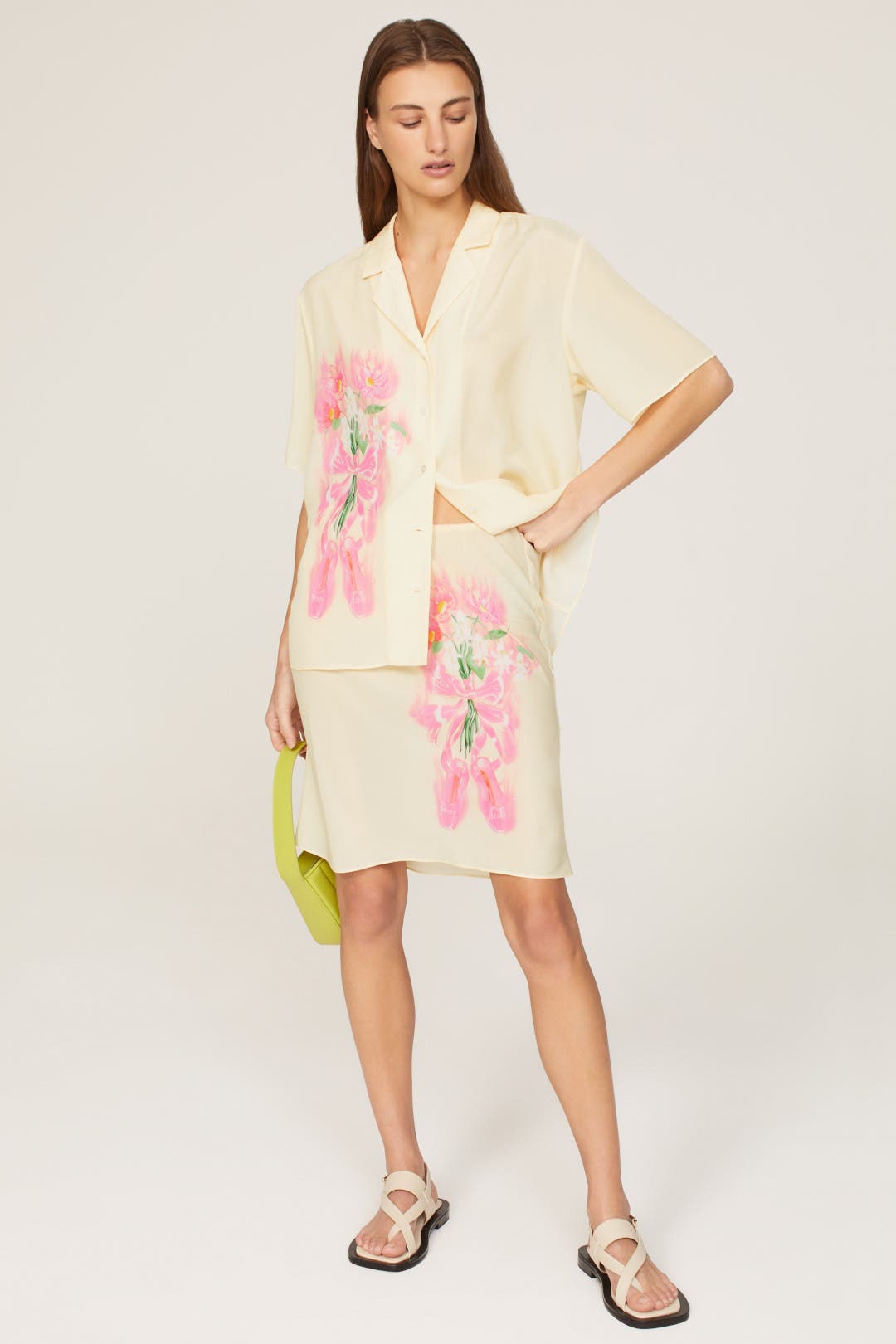 【完売】GLOWNY Tampa Shirring Skirt (SAND) 完売】GLOWNY Tampa Shirring Skirt (SAND)