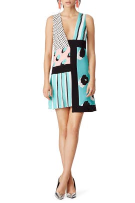 V-neck Crepe/Polyester Shift Sleeveless Thigh Length Pleated  Dress