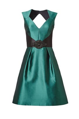 V-neck Faille/Polyester Sleeveless Full-Skirt Open-Back  Dress