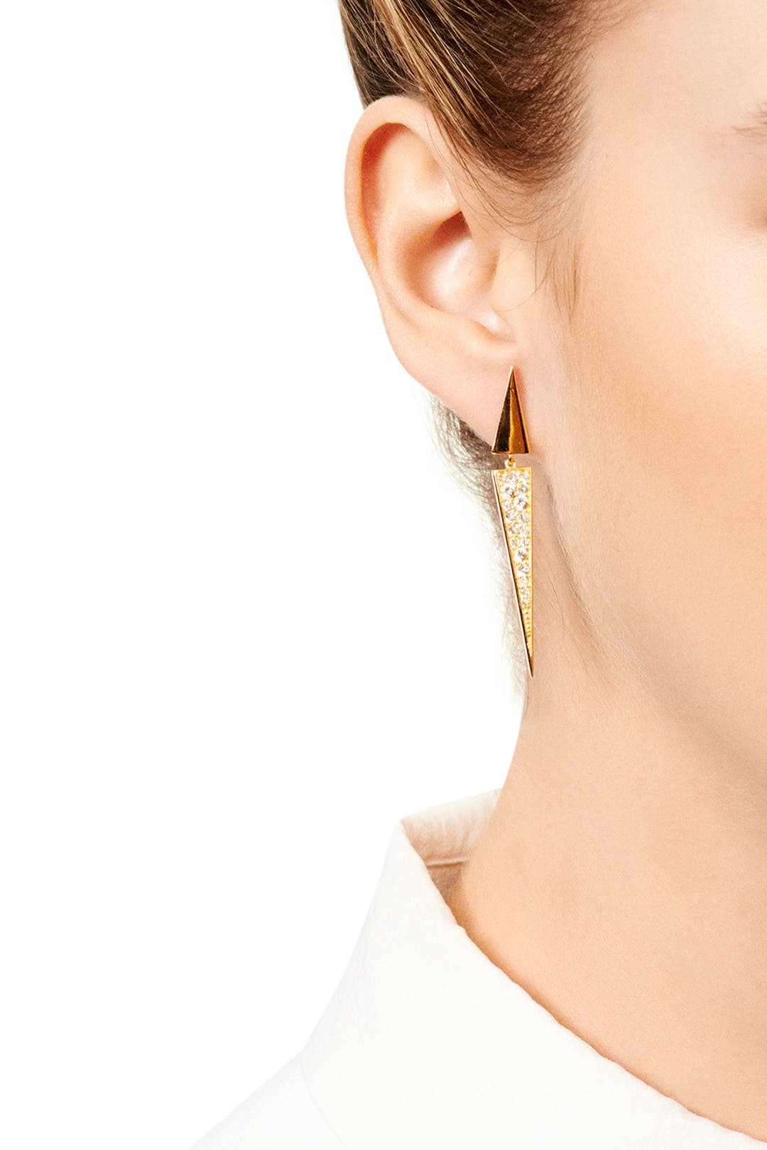Itten Earrings By Elizabeth And James Accessories For 35 The Itten Earrings By Elizabeth And James Accessories For 35 The Runway